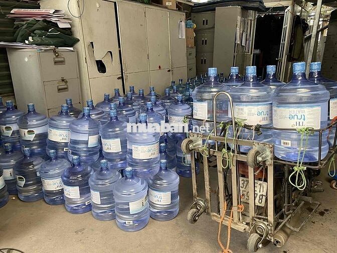 tuyển giao hàng xe máy nước bình 19L