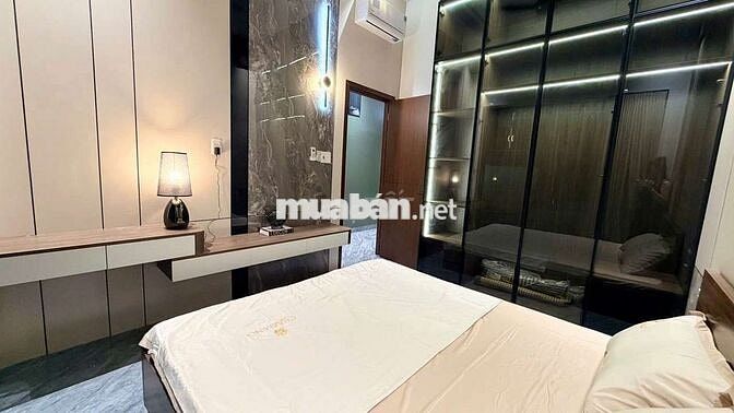 Cần Bán Nhà Mặt Tiền Tặng Lại Full Nội Thất