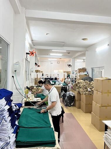 TUYỂN NHÂN VIÊN MÁY KHUY – NÚT – BỌ CÔNG NGHIỆP