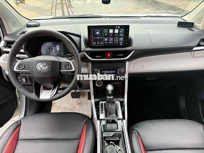 Toyota Veloz Cross 1.5 TOP 2022 Trắng