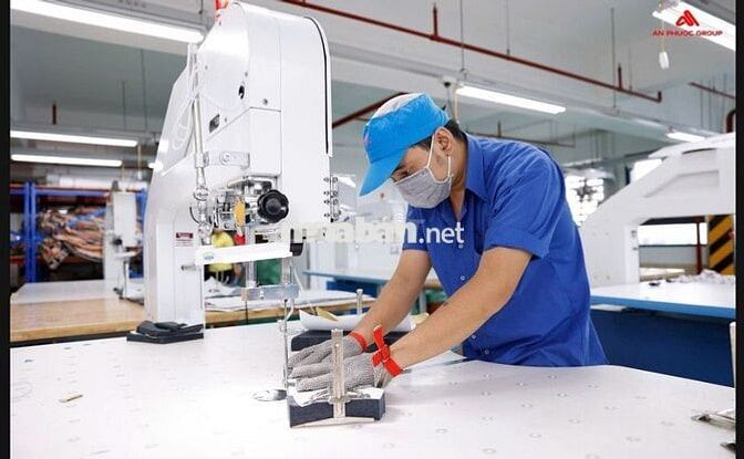 Tuyển 50 LĐPT, THỢ MAY, ỦI,.. 9 Triệu - 13 Triệu