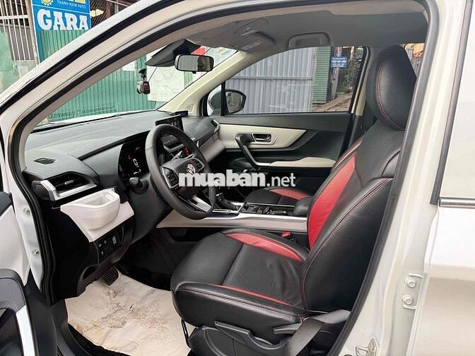 Toyota Veloz Cross 1.5 TOP 2022 Trắng