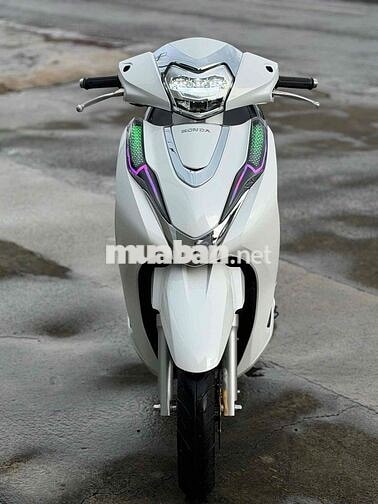 Honda Lead 4V Trắng