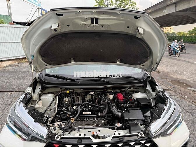 Toyota Veloz Cross 1.5 TOP 2022 Trắng