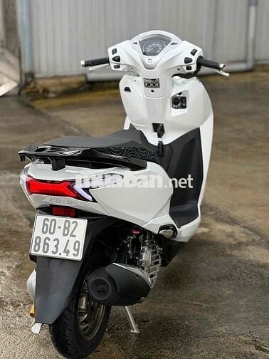 Honda Lead 4V Trắng
