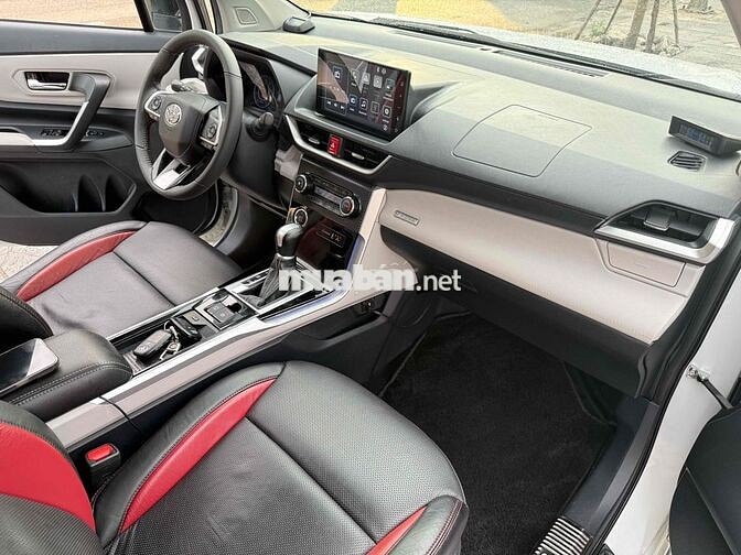 Toyota Veloz Cross 1.5 TOP 2022 Trắng
