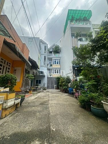 Bán gấp nhà hem 7m Sơn Kỳ, Tân Phú, 4x18, lửng, giá nhỉnh 5 tỷ