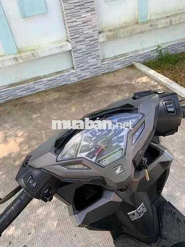 Honda Vario 150 2018 Vàng cát 18253 km