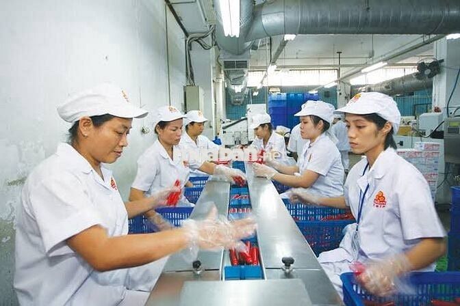 NAM-NỮ THỜI VỤ THƯỞNG 2TR2, BAO CƠM, LƯƠNG TUẦN 