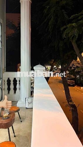 Chuyển nhượng căn nhà Đường Lê Anh Xuân khu k1 (đốii diện công viên)