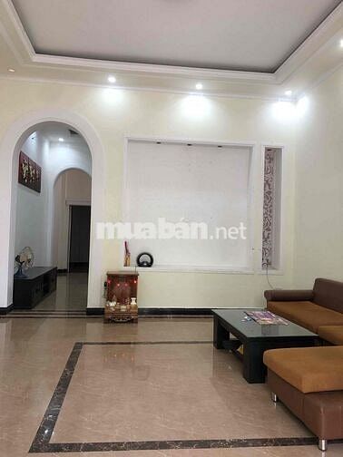 Chuyển nhượng căn nhà Đường Lê Anh Xuân khu k1 (đốii diện công viên)