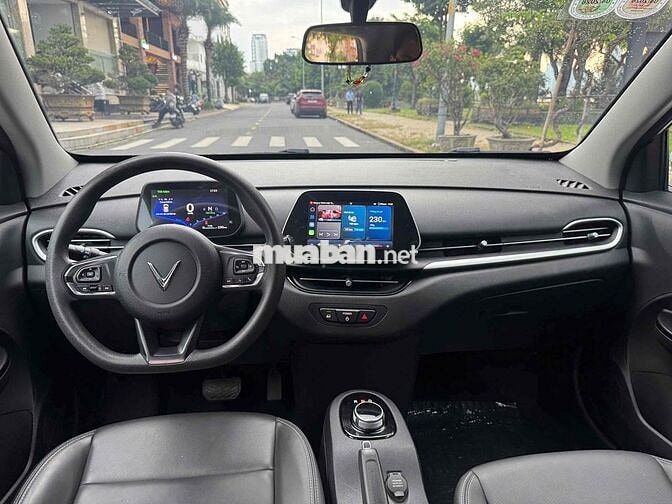 VF5 PLUS 25 - 8.000KM - FREE SẠC KGH