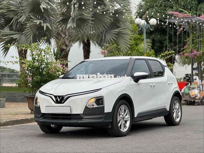 VF5 PLUS 25 - 8.000KM - FREE SẠC KGH