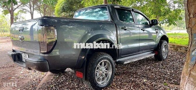 Ford Ranger Xám 5 chỗ