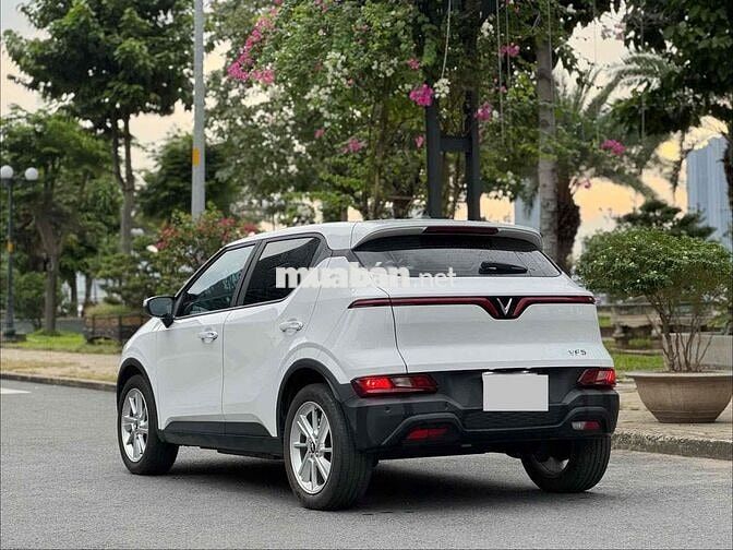 VF5 PLUS 25 - 8.000KM - FREE SẠC KGH