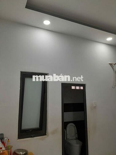 Cho thuê phòng rộng đối diện ĐH Luật