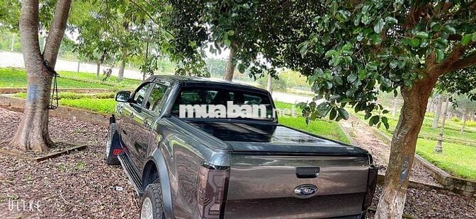 Ford Ranger Xám 5 chỗ