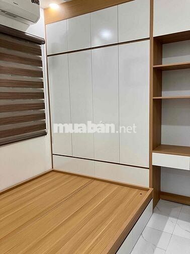 Chính chủ cho thuê căn ccmn 2 ngủ phố Cự Lộc