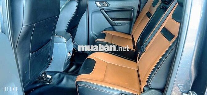 Ford Ranger Xám 5 chỗ