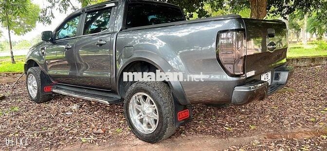 Ford Ranger Xám 5 chỗ