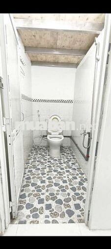 BAN CÔNG FULL NT MỚI TINH GẦN CHỢ HÓC MÔN