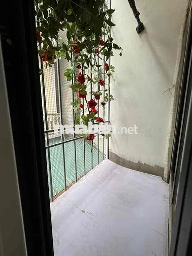 Hiếm bán nhanh CCMN 50m -2 ngủ 1vs , cách 1 nhà ra ô tô , full nthaat
