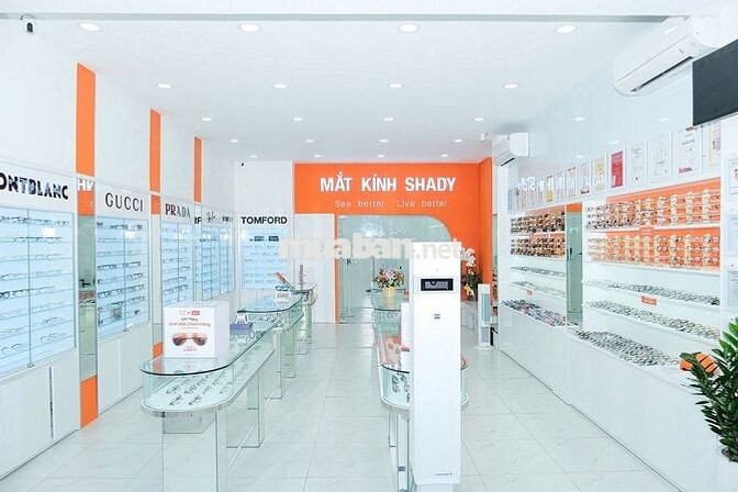 TUYỂN 2 QUẢN LÝ CỬA HÀNG MẮT KÍNH 