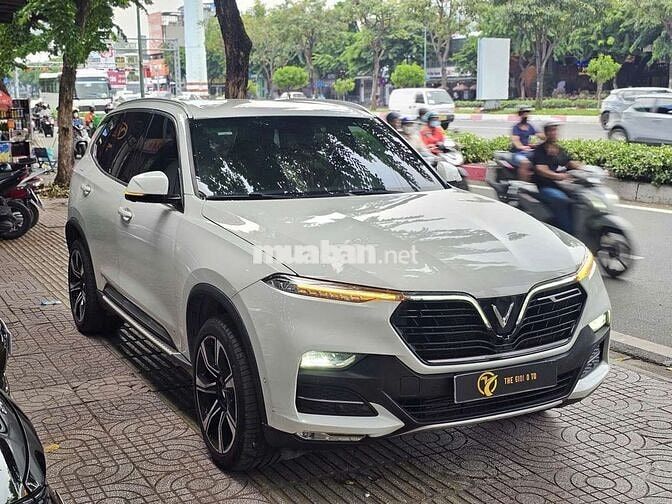 VinFast Lux SA Premium AWD 2021 Trắng 7 chỗ