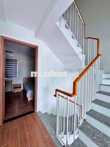 cần cho thuê căn nhà phố 1 trệt 2 lầu, Phường Bình Dương, TP HCM