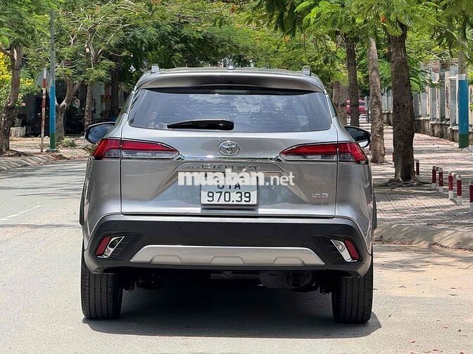 Ban Corolla Cross đời 2021 bản 1.8V hỗ trợ bank