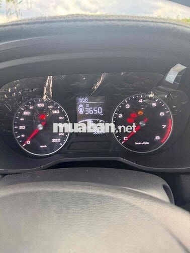 MG5 2024MT Số sàn 3.600 km Trắng