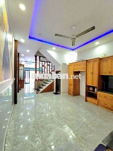 Cho thuê nhà 4pn 4wc khu nhà ở hoàng nam gần ngã tư siza Phú Lợi