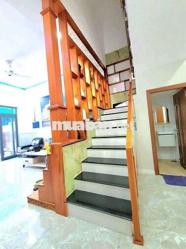Cho thuê nhà 4pn 4wc khu nhà ở hoàng nam gần ngã tư siza Phú Lợi