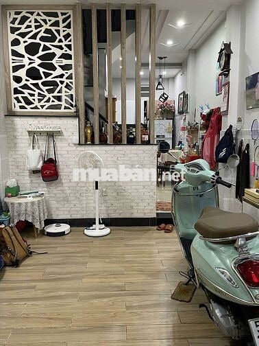 NHÀ FULL NỘI THẤT HẺM 30 LÂM VĂN BỀN 