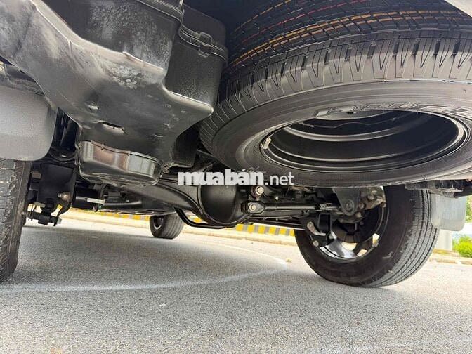 Ford Everest Titanium 2022 2.0L 4x2 AT Đen