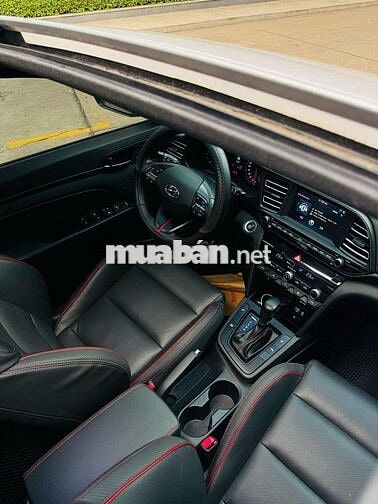 Hyundai Elantra 2021 1.6 Tubor Trắng