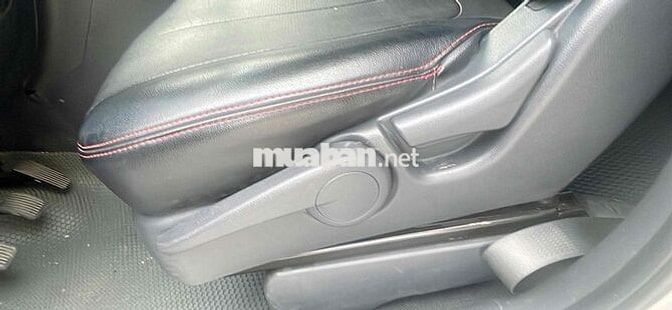 Kia Carens 7 chỗ Bạc ss 1 đời chủ bán , 32 ngan km