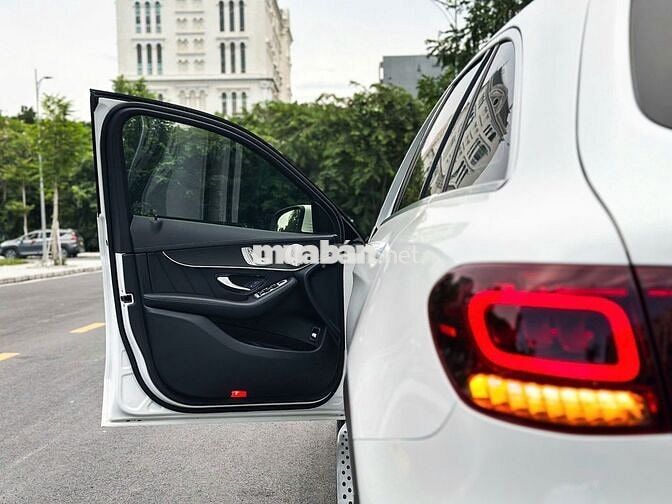 Mercedes GLC 300 AMG 2022 Trắng 40.000km