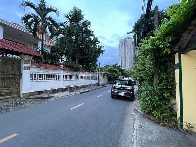 Cho thuê nhà Biệt Thự Mặt Tiền 57 Nguyễn Đăng Giai,P. An Khánh,Tp.HCM.