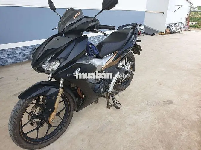 Honda Winner V2 Đen vàng đồng