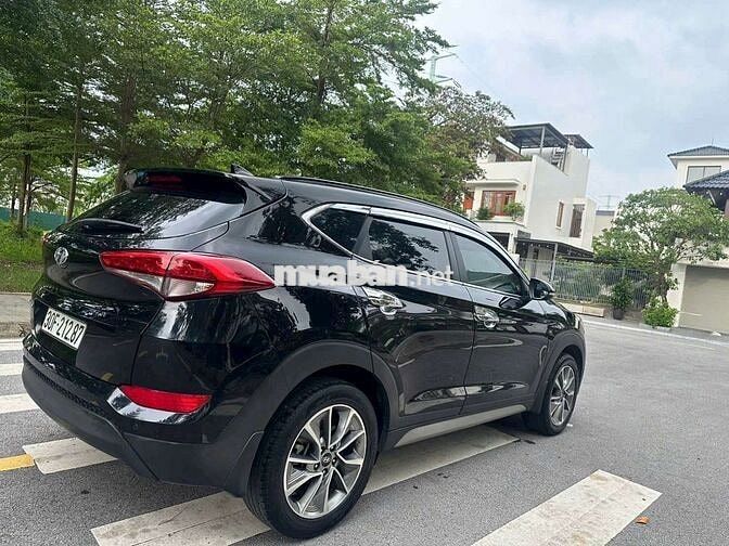 Hyundai Tucson 2018 ATH Đen 80000 km