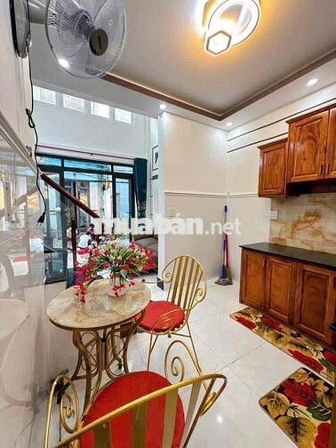 CỌC NGAY GIÁ TỐT NHÀ TRỤC CHÍNH HẺM 90 HÙNG VƯƠNG,TRUNG TÂM NINH KIỀU