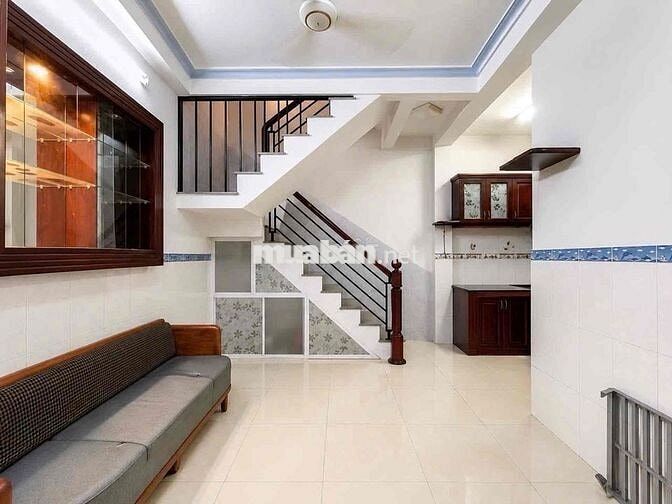 PHÚ NHUẬN 4 TẦNG BTCT CÁCH 50m ra MT hoàng văn thụ