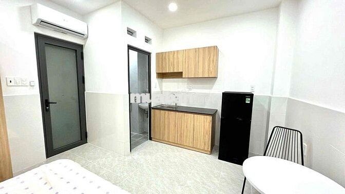 STUDIO CỬA SỔ FULL NỘI THẤT NGAY THÍCH QUẢNG ĐỨC