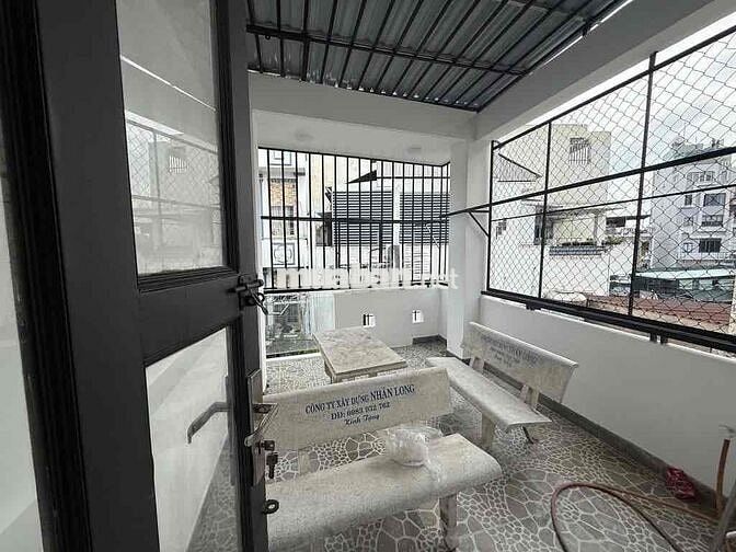NHÀ HẺM XE HƠI ĐƯỜNG NGUYỄN DU GẦN ĐẠI HỌC CÔNG NGHIỆP 4 CÓ MÁY LẠNH