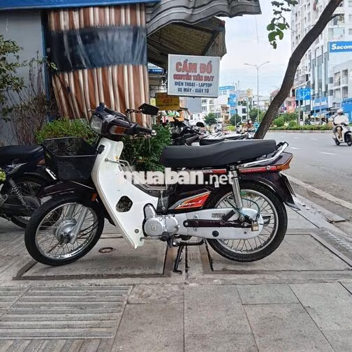 Honda Dream Thái 1997 Nâu Trắng bstp máy êm.