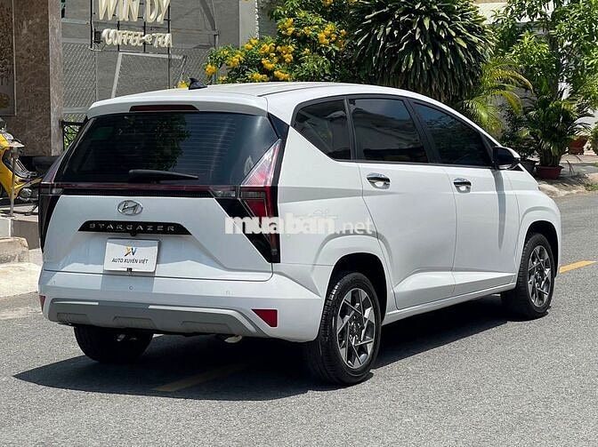 Hyundai Stargazer 1.5AT Đặc Biệt 2022 Trắng