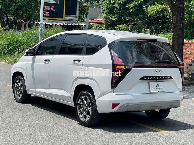 Hyundai Stargazer 1.5AT Đặc Biệt 2022 Trắng