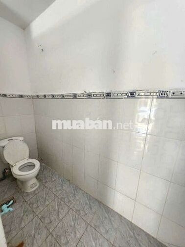 Mặt bằng mặt tiền đs 1 p16 đt 35m2 có gác ở lại