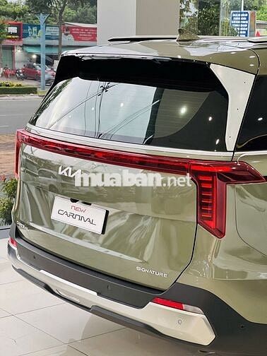 Kia Carnival 2.2D SIG 7S VIN 25